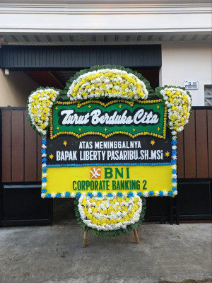 Papan Bunga Duka di Tanggikiki