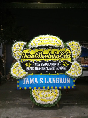 Papan Bunga Duka di Tanggikiki